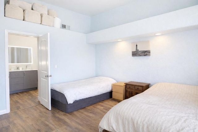 507 Shoal Circle, Redwood City, CA 94065