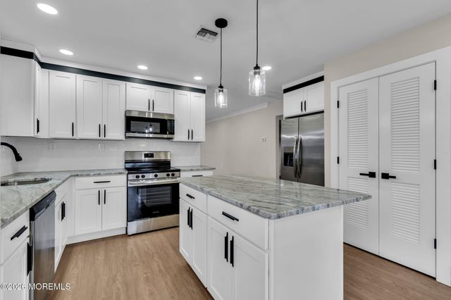 186 Harrington Drive N, Toms River, NJ 08757