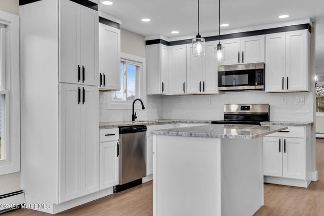 186 Harrington Drive N, Toms River, NJ 08757