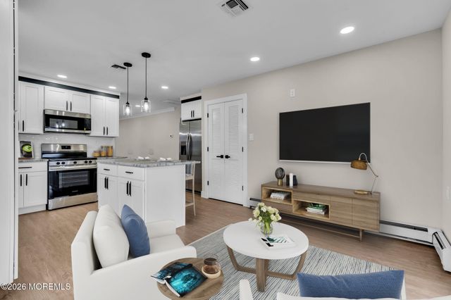 186 Harrington Drive N, Toms River, NJ 08757