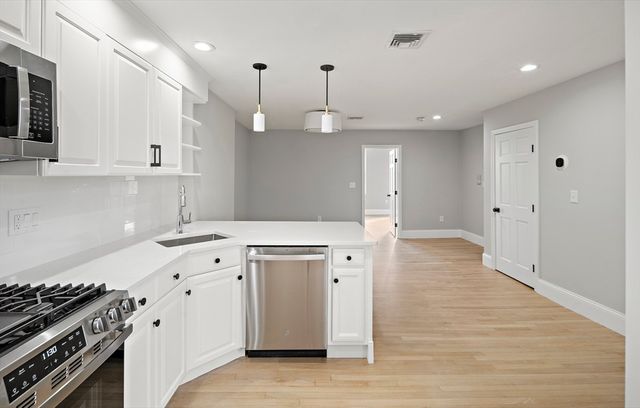 64 Trenton St 3, Boston, MA 02128