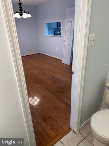 2920 WHITE OAK LN, Lanham, MD 20706