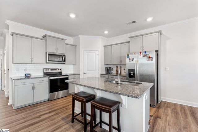 15 Planters Place, Greer, SC 29650