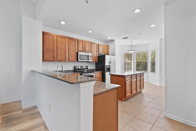 215 Bayberry Cir 605, St Augustine, FL 32086