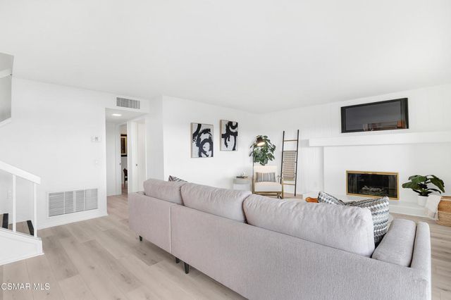 19364 Pauma Valley Drive, Porter Ranch, CA 91326