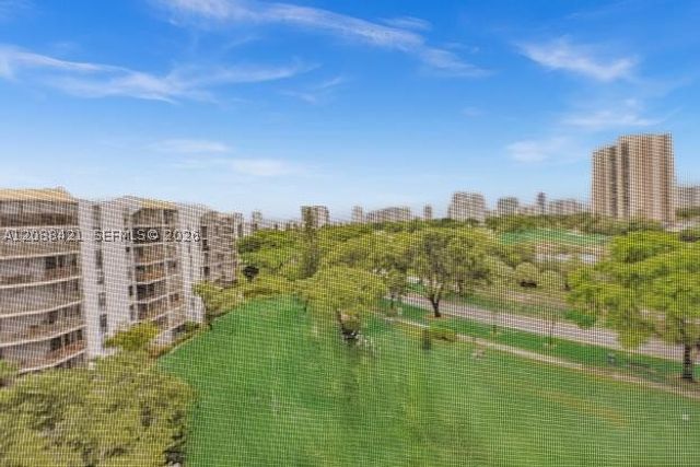 20400 W Country Club Dr 711, Aventura, FL 33180