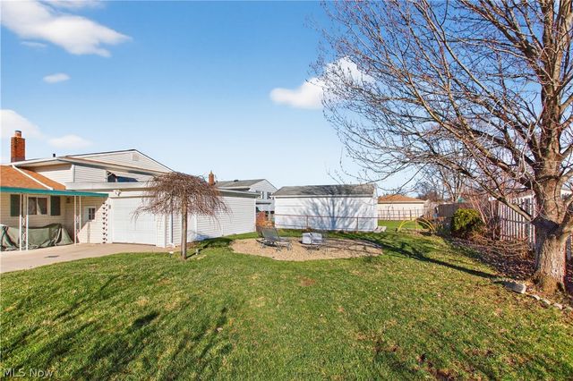 14761 Larkfield Drive, Brook Park, OH 44142