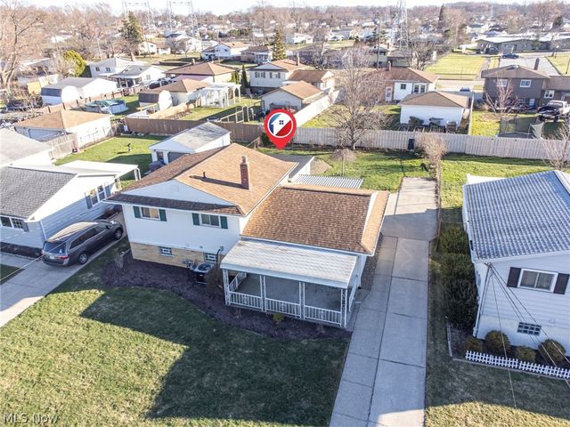 14761 Larkfield Drive, Brook Park, OH 44142