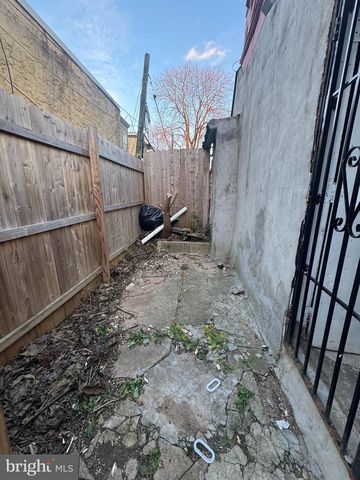 925 W SELTZER ST, Philadelphia, PA 19133
