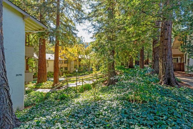 20812 4th Street 6, Saratoga, CA 95070