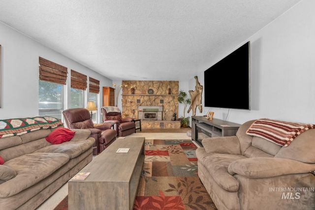 11930 Purple Sage Rd, Middleton, ID 83644
