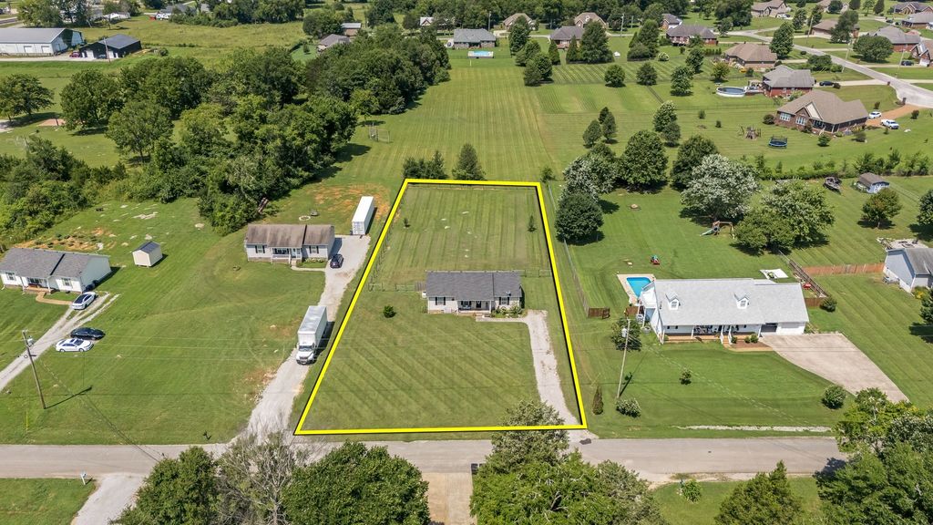 3937 Honeysuckle Way, Chapel Hill, TN 37034
