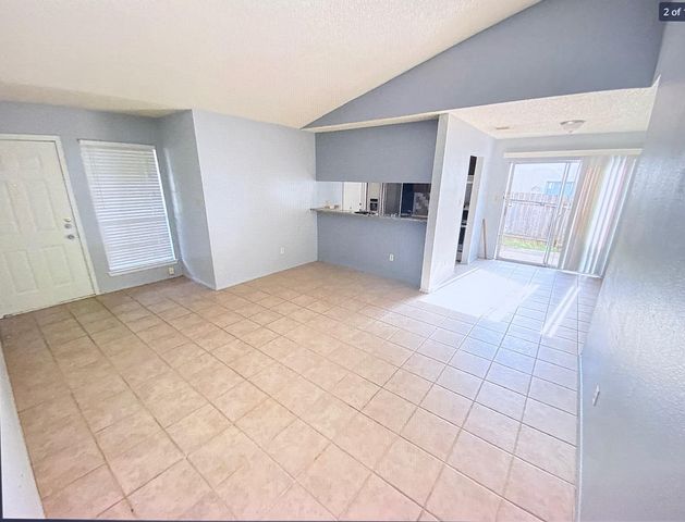 12302 Patron DR A, Austin, TX 78758