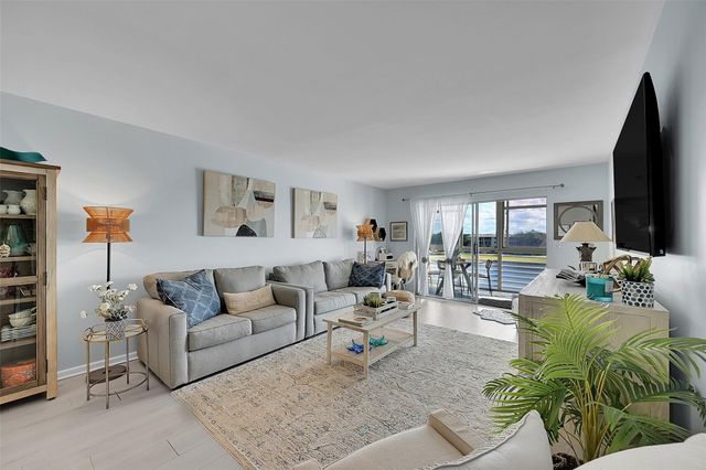 3204 Portofino Point N4, Coconut Creek, FL 33066