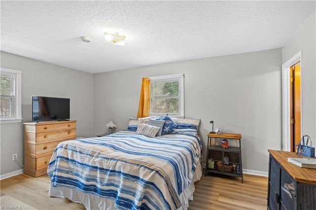 103 Lois Lane, Lexington, NC 27295