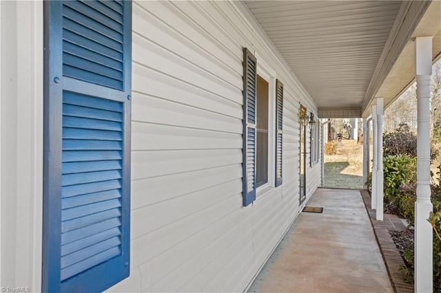 103 Lois Lane, Lexington, NC 27295