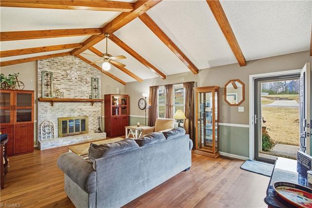 103 Lois Lane, Lexington, NC 27295