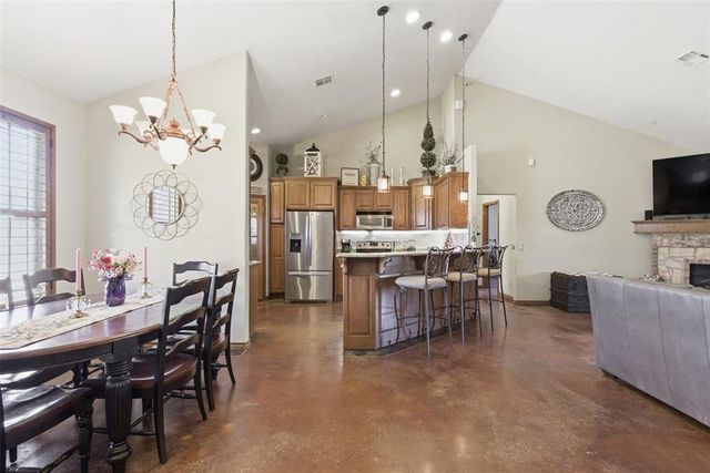 518 E Cedar Drive, Tuttle, OK 73089