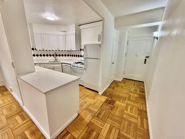 1735 Purdy Street 5H, Bronx, NY 10462