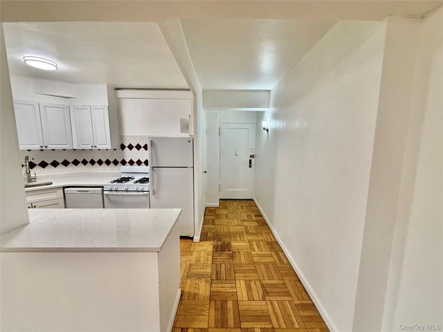 1735 Purdy Street 5H, Bronx, NY 10462
