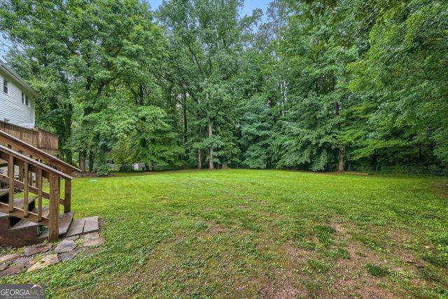 5042 Stephens Drive SW, Lilburn, GA 30047