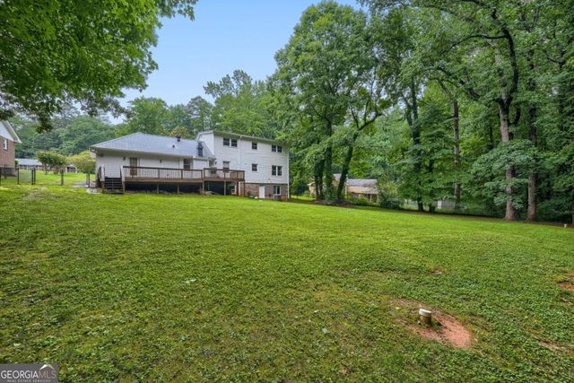 5042 Stephens Drive SW, Lilburn, GA 30047