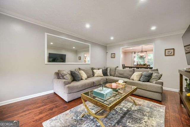 5042 Stephens Drive SW, Lilburn, GA 30047