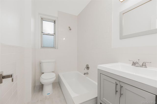 766 Palmer Road 2D, Bronxville, NY 10708