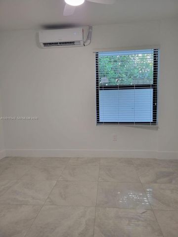 1725 Calais Dr 6, Miami Beach, FL 33141