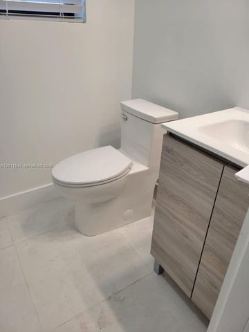 1725 Calais Dr 6, Miami Beach, FL 33141