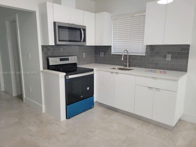 1725 Calais Dr 6, Miami Beach, FL 33141