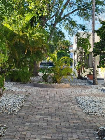 1725 Calais Dr 6, Miami Beach, FL 33141