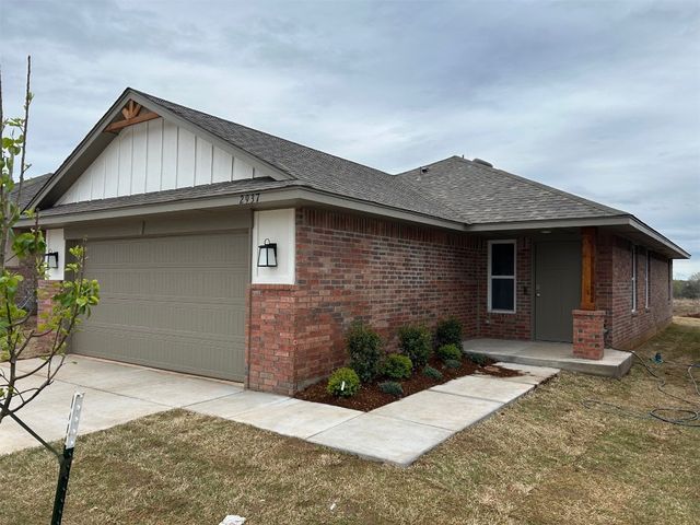 2937 NW 196th Place, Edmond, OK 73012