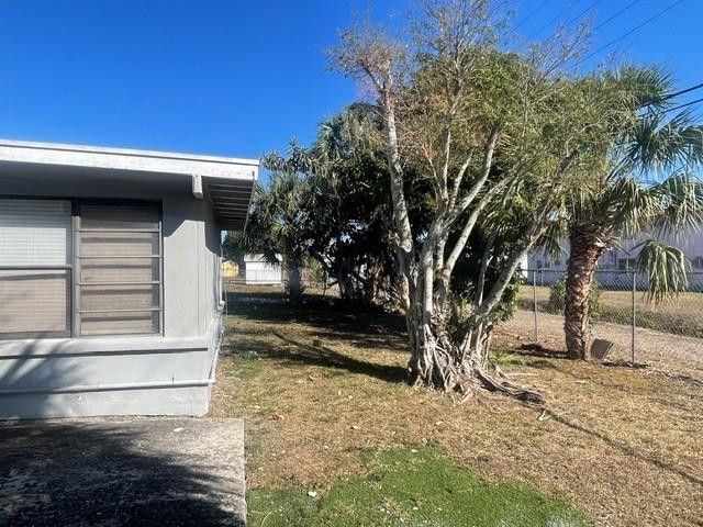 1129 W 23rd Street, Riviera Beach, FL 33404