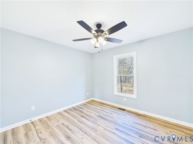 11 SPILLMAN Rd, Farmville, VA 23901