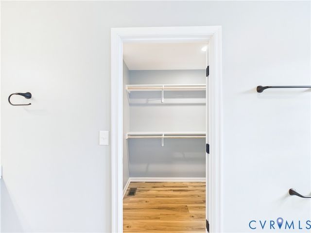 11 SPILLMAN Rd, Farmville, VA 23901