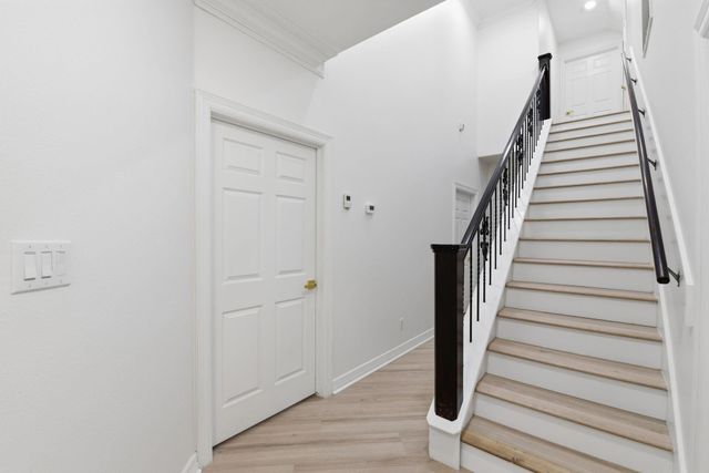 8001 Hills Parkway, Montgomery, TX 77316