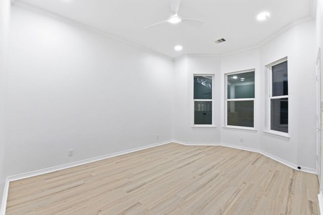 8001 Hills Parkway, Montgomery, TX 77316