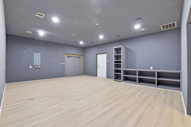 8001 Hills Parkway, Montgomery, TX 77316