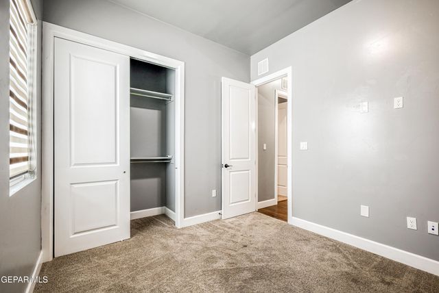 301 RIO DE JAZMIN Circle, El Paso, TX 79932