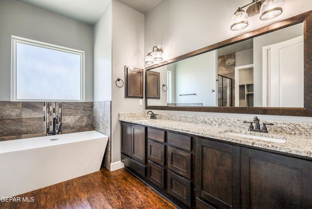 301 RIO DE JAZMIN Circle, El Paso, TX 79932