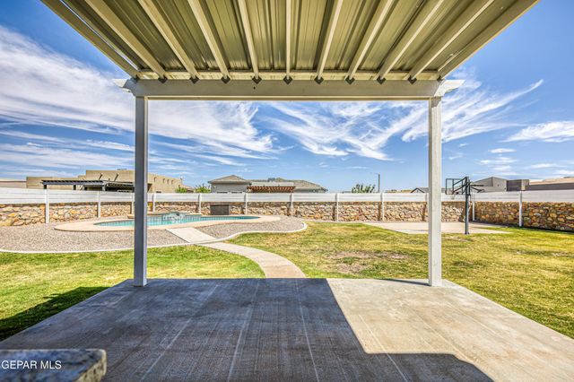 301 RIO DE JAZMIN Circle, El Paso, TX 79932
