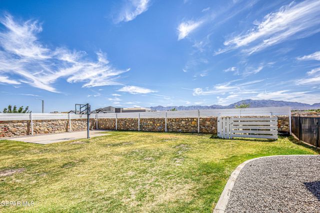 301 RIO DE JAZMIN Circle, El Paso, TX 79932