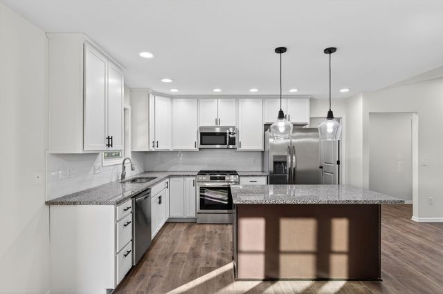 1622 Elderberry Street SE, Demotte, IN 46310