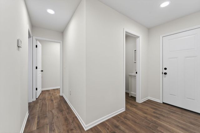 1622 Elderberry Street SE, Demotte, IN 46310