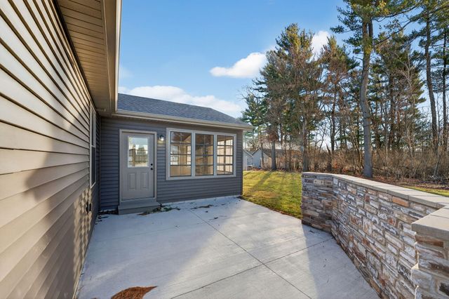 1622 Elderberry Street SE, Demotte, IN 46310