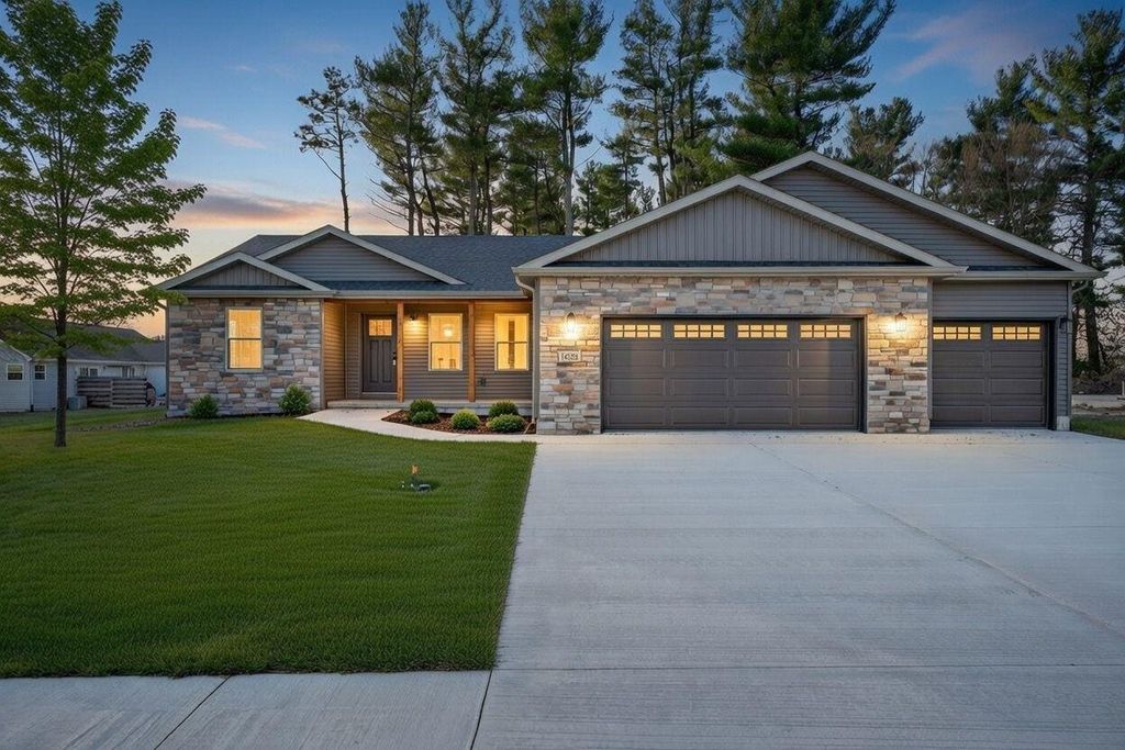 1622 Elderberry Street SE, Demotte, IN 46310