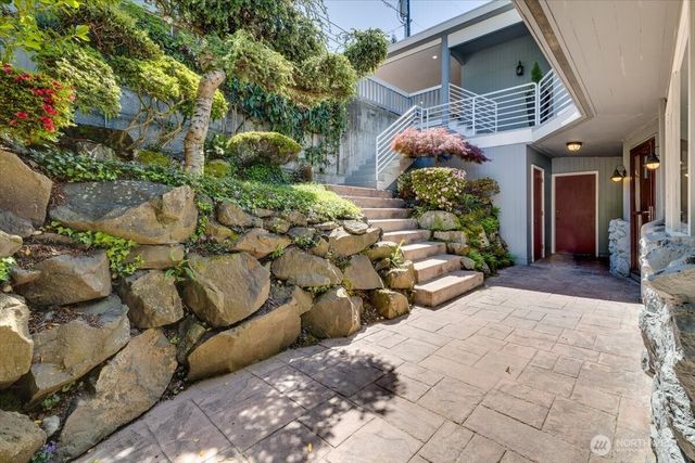 16733 Maplewild Avenue SW, Burien, WA 98166