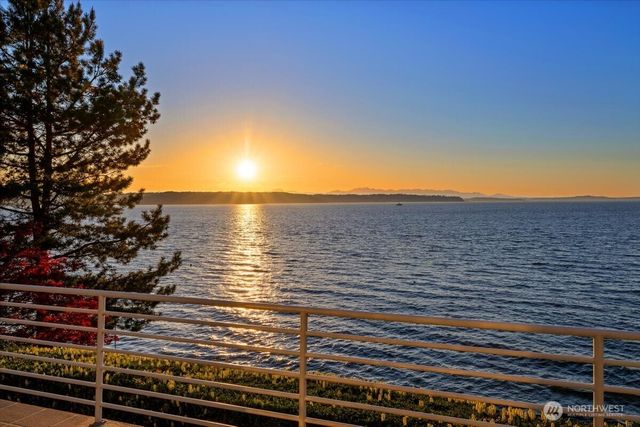16733 Maplewild Avenue SW, Burien, WA 98166