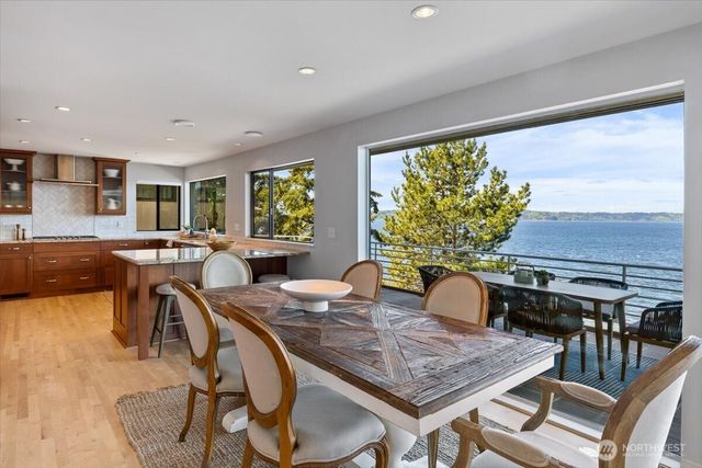 16733 Maplewild Avenue SW, Burien, WA 98166
